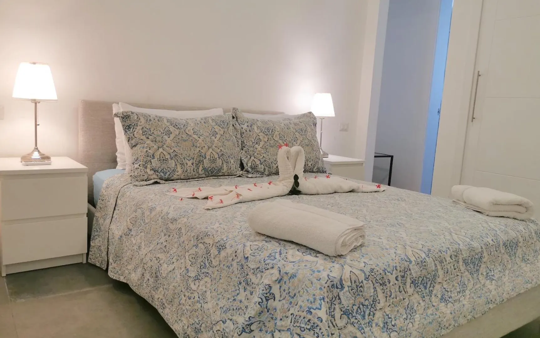 Serenara Studios And Suites - Los Corales Beach - Great Location With Many Restaurants