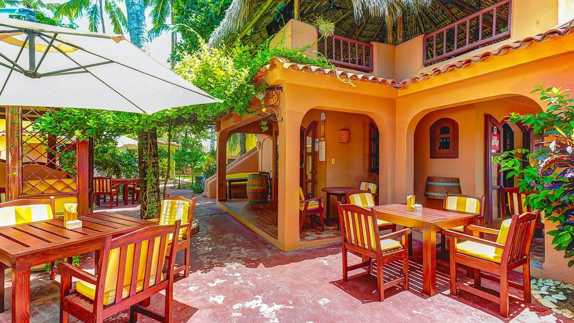 Lejlighedshotel Serenara Studios And Suites - Los Corales Beach - Great Location With Many Restaurants