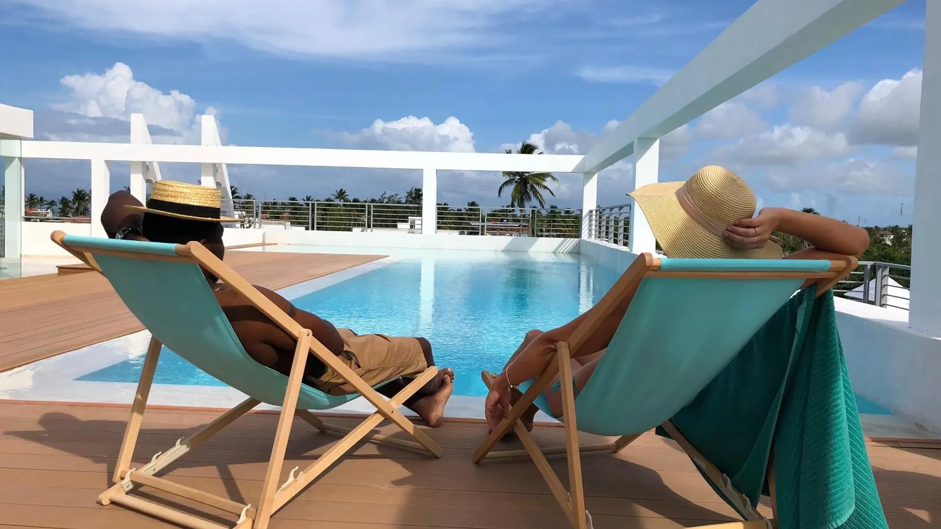 Serenara Studios And Suites - Los Corales Beach - Great Location With Many Restaurants Punta Cana